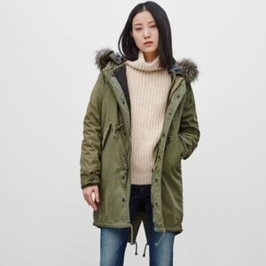 Aritzia TNA Britannia Parka Water Repellent Jacket Fleece Lined in Combat